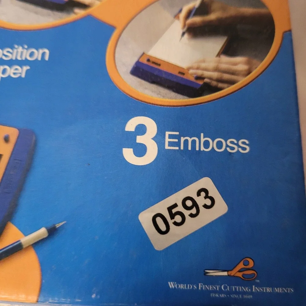 Fiskars CardBoss Ultimate Card Embossing System Celebrate Stencil‎ Stylus 2003